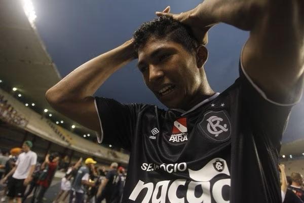 Rony no início da carreira, atuando pelo clube remista - Crédito: Akira Onuma/O Liberal