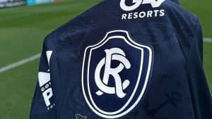 Camisa azulina para a temporada 25 - Crédito: Samara Miranda/Ascom