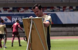 Daniel Paulista comandando treino no Mangueirão - Crédito: Samara Miranda/Remo