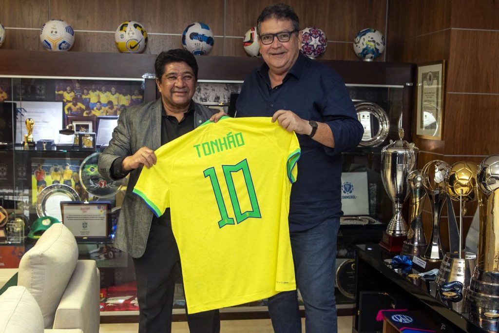 Ednaldo Rodrigues e Antônio Carlos Teixeira, presidente do Remo - Crédito: Fábio Souza/CBF