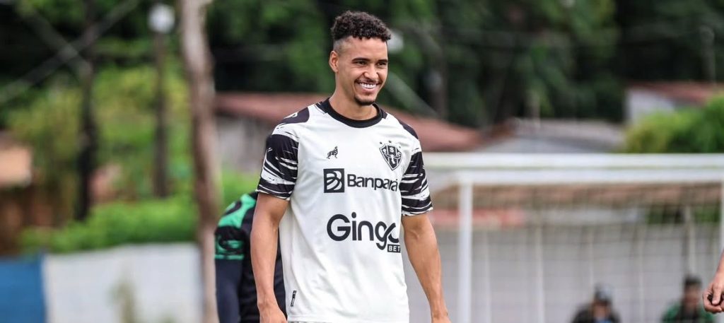 Paysandu publica foto do atleta com legenda 'enigmática' - Crédito: Matheus Vieira