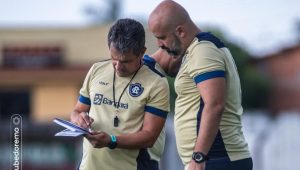 Auxiliar técnico do Leão - Crédito: Samara Miranda/Remo