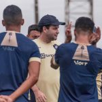 Daniel Paulista e elenco azulino - Crédito: Samara Miranda/Remo