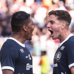 Jogadores comemoram vitória - Crédito: Samara Miranda/Remo